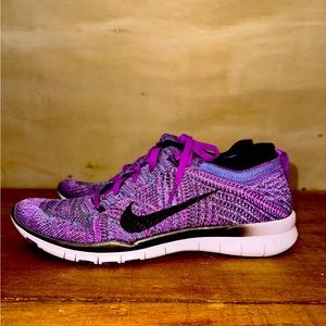 NIKE Free TR Flyknit 5.0 Vivid Purple/Black/Fuchsia